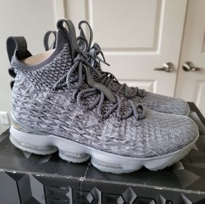 Nike LeBron XV "City Edition" Size 11 Deadstock